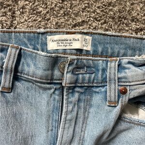 Abercrombie & Fitch Woman’s  Light Blue 90s Straight Ultra High Rise Jeans